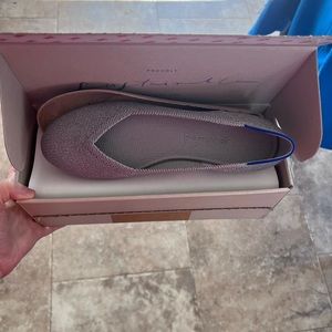 NWT Rothy’s metallic silver